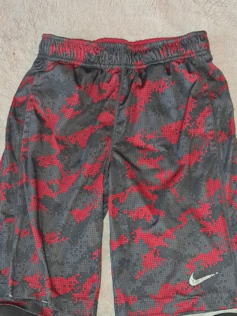 (5) Boys Size Small Nike Dri-Fit Shorts/UnderArmor Athletic Shorts - Swoosh Hem